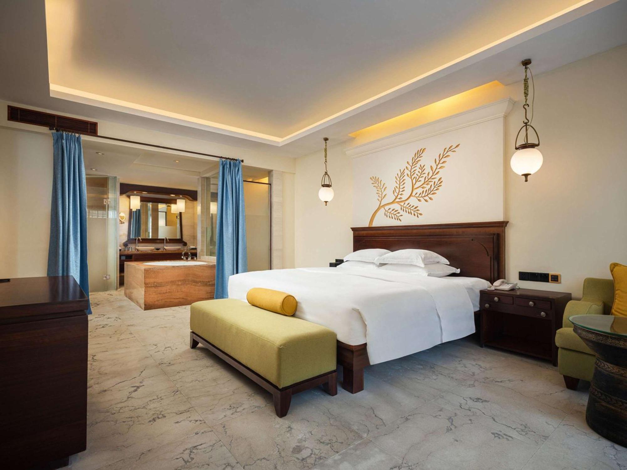 Pullman Sanya Yalong Bay Villas & Resort Exterior photo
